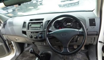 2013 – VIGO 2WD 2.5J MT STANDARD WHITE – 3226 full