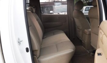 2012 – VIGO 4WD 2.5E MT DOUBLE CAB WHITE – 8002 full