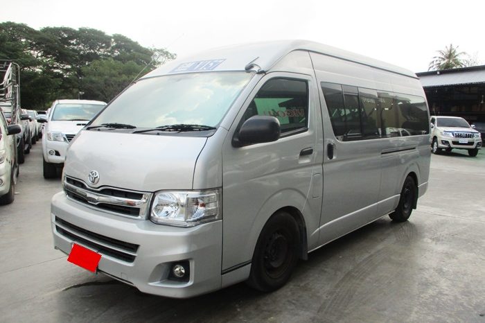 2012 – TOYOTA 2WD 2.5 MT COMMUTER SILVER – 5706 full