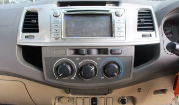 2012 – VIGO 4WD 3.0G AT DOUBLE CAB WHITE – 1664 full